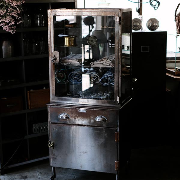 人気，新作登場 ドクターシェルフ ドクターキャビネット ヴィンテージ