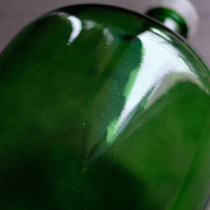 グリーンのデミジョンボトル