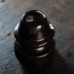 Illinois Electric Porcelain Co. 磁器製の碍子（ガイシ）
