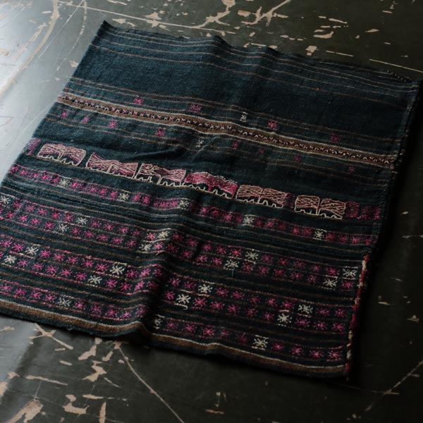 リー族のスカート