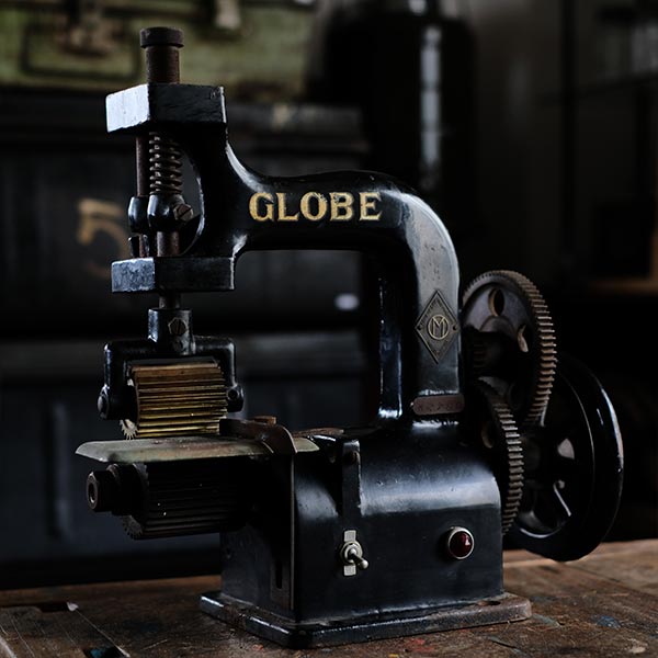 Minami Sewing Machine「GLOBE」
