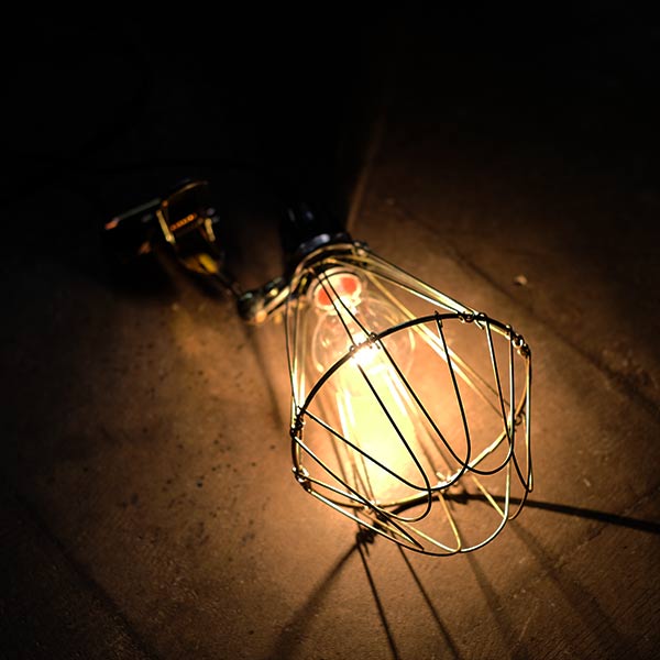 クリップ付き作業灯 マルチランプ（電球E-26）