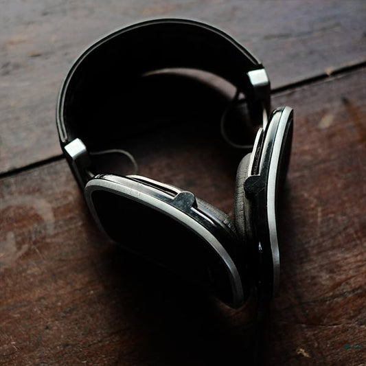 PIONEER SE-300 headphones (junk)