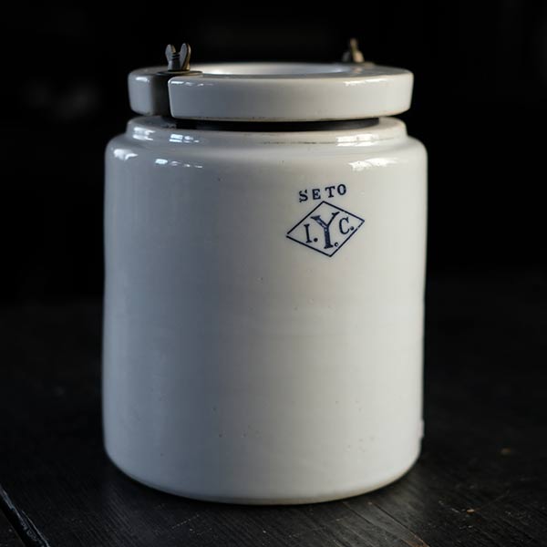 Thick porcelain container L