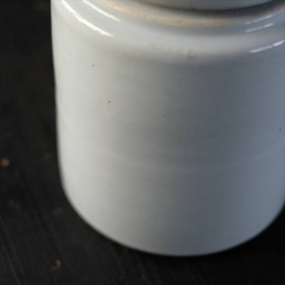 Thick porcelain container L