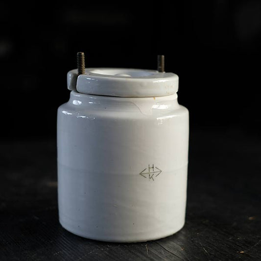 Thick porcelain container S