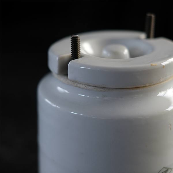 Thick porcelain container S