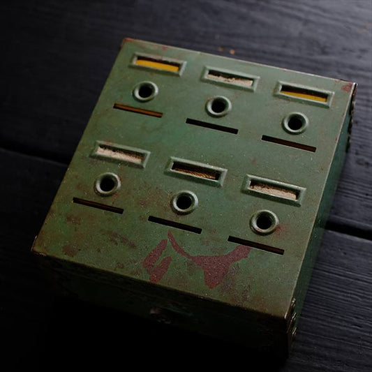Tudor Metal Products コインバンク