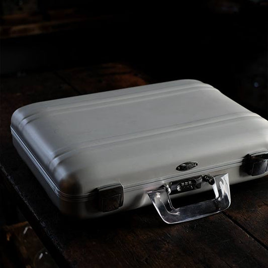 ZERO HALLIBURTON Attache Case